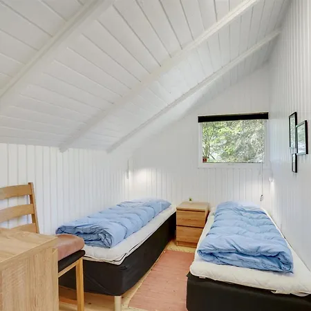 Dom wakacyjny Hjalmara - 900m From The Sea By Interhome